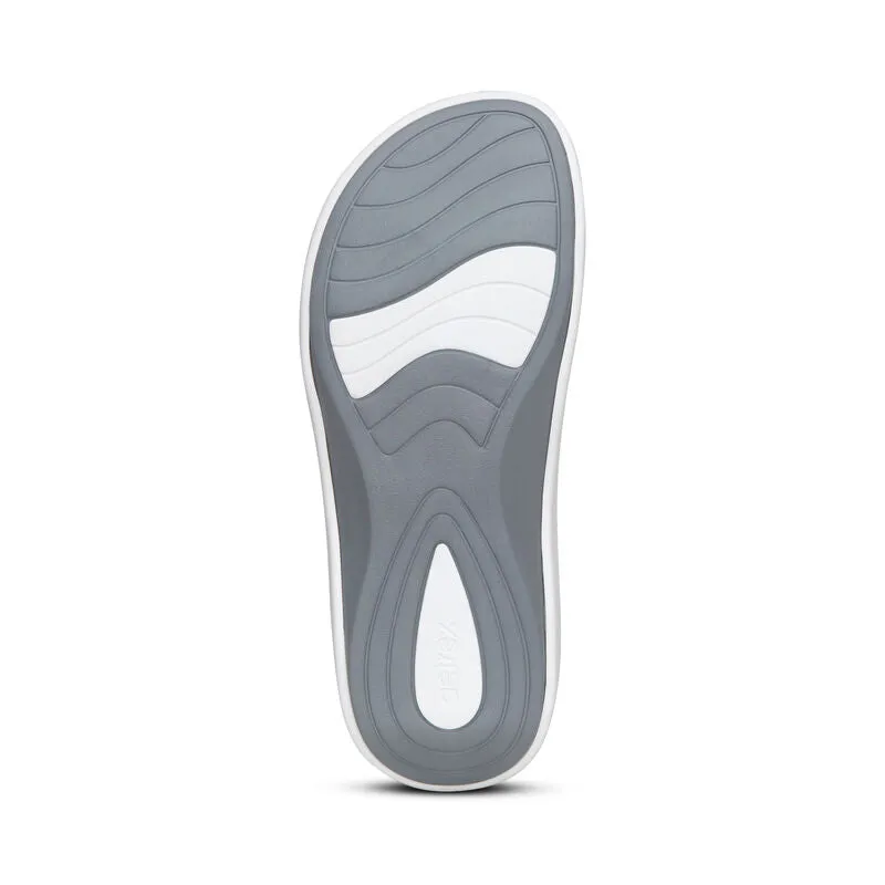 Aetrex Womens Maui Orthotic Flips (L3W)