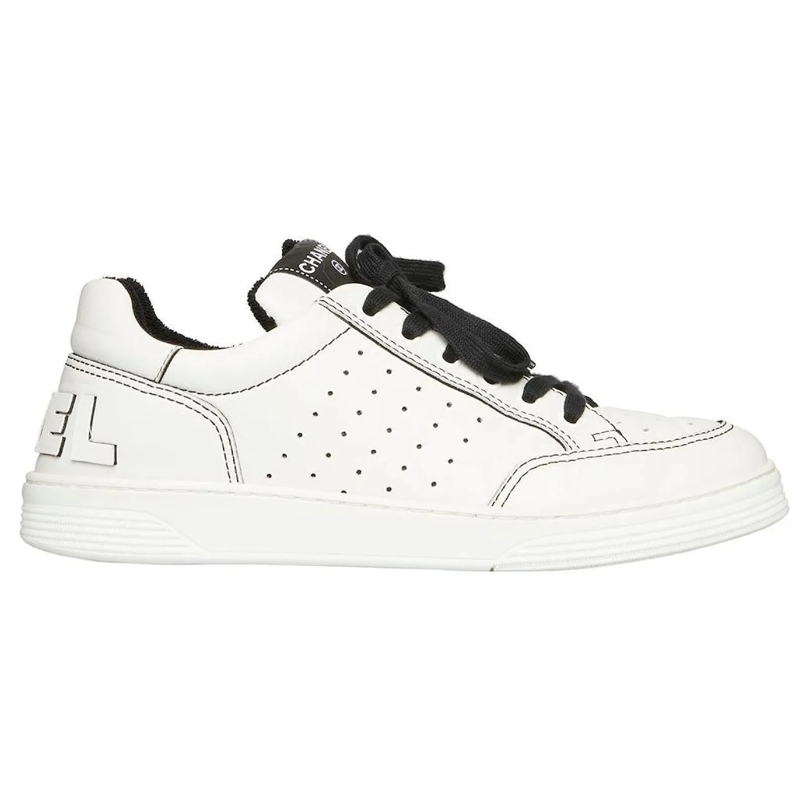 CHANEL CC LOGO LACE-UP LEATHER SNEAKERS