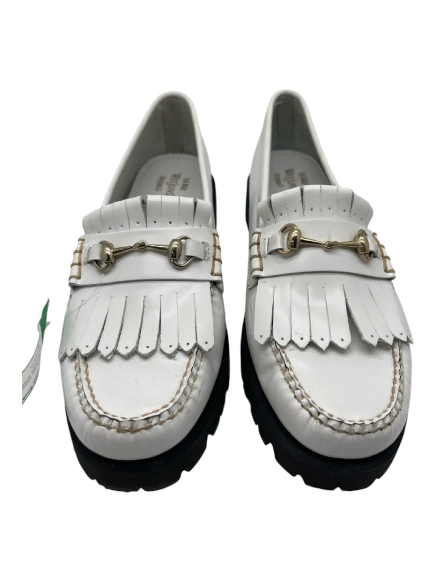 G.H Bass & Co Shoe Size 9.5 White Leather Round Neck Horse Bit Loafers