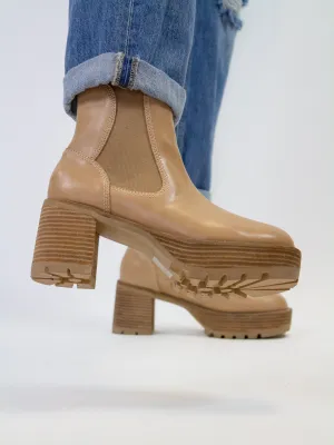 Kingman Platform Boots