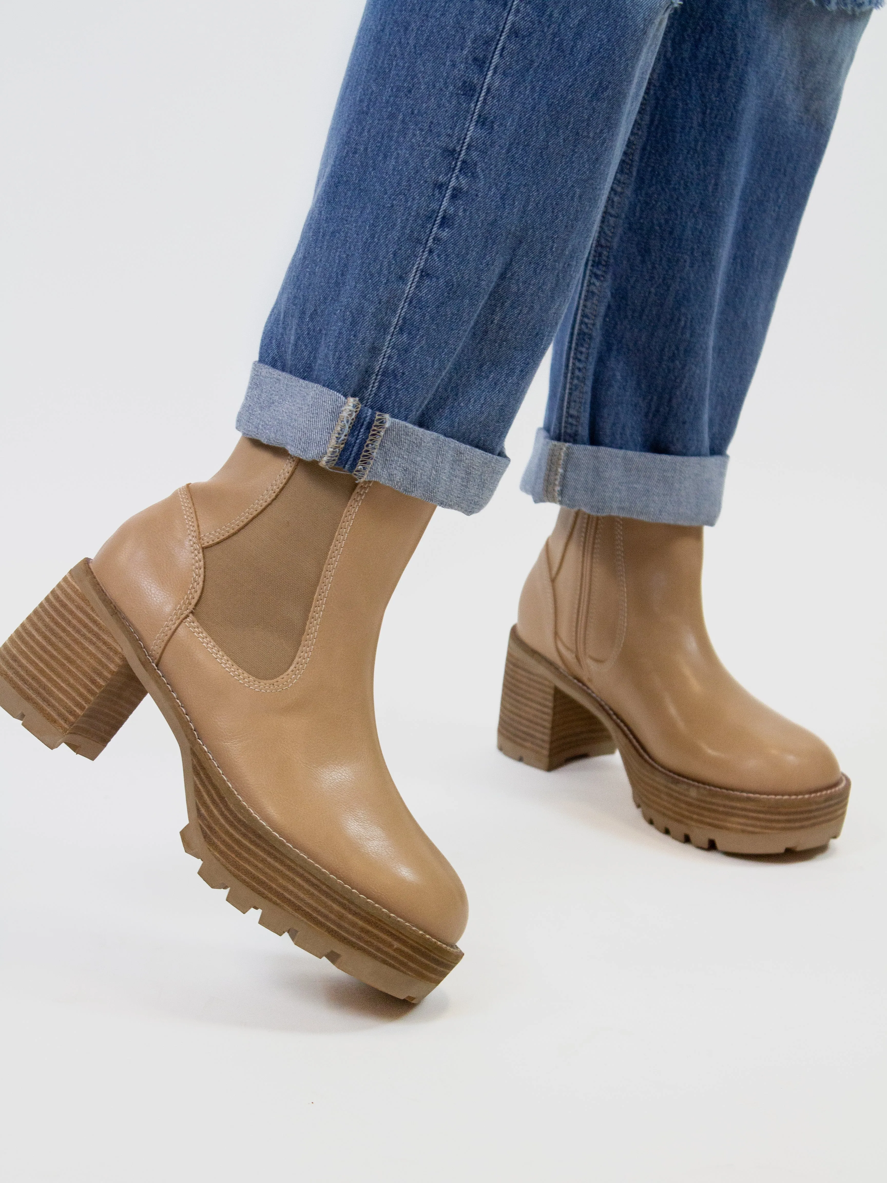 Kingman Platform Boots