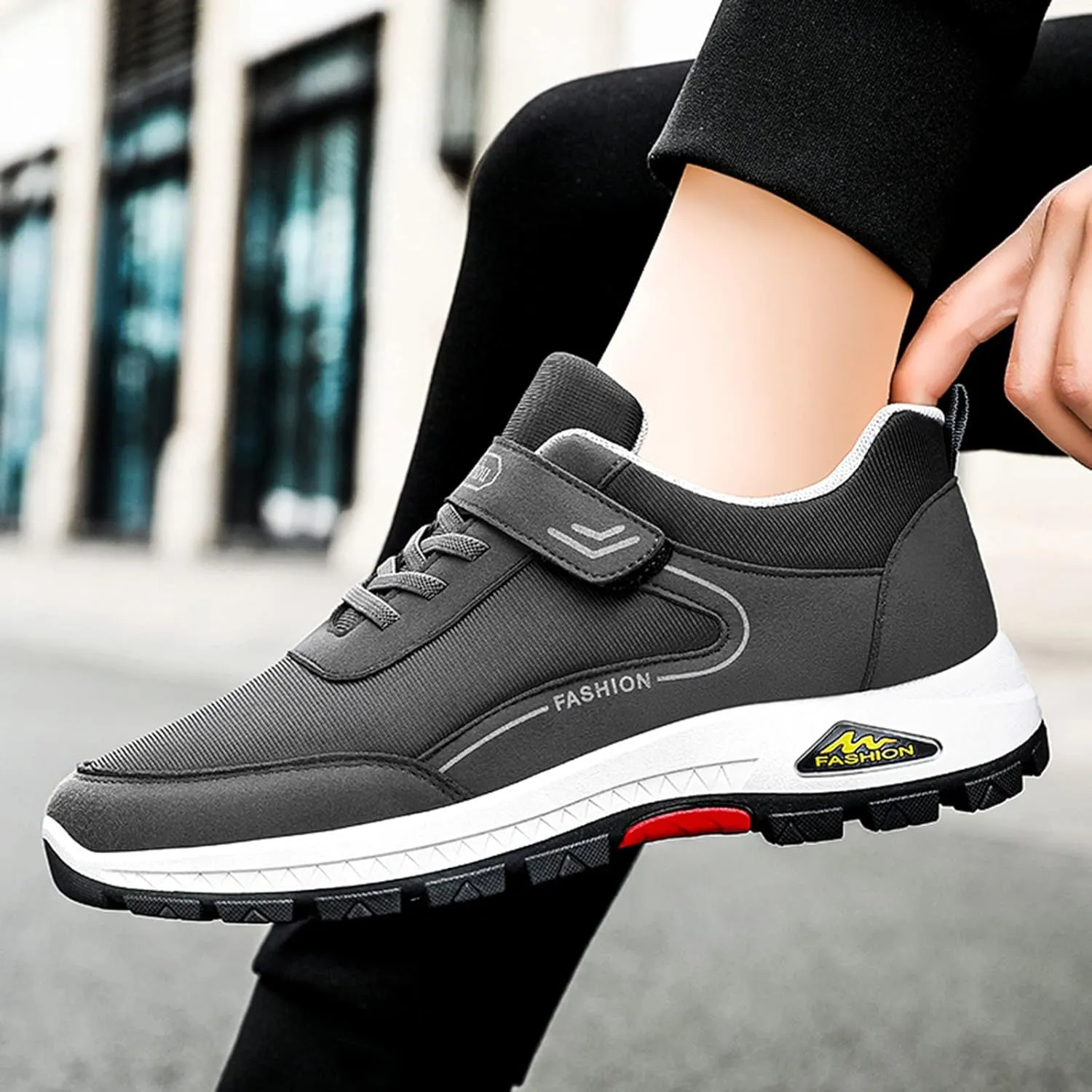 Mens Everyday Sneakers Fashion Spring and Summer Men Sports Shoes Soft Sole Non Slip Solid Color Lace Up Minimalist
